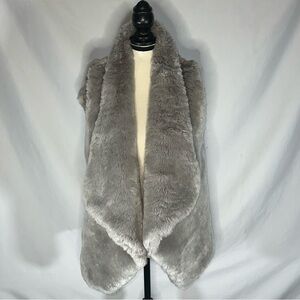 Dylan Faux Fur Plush Vest Grey Open Front Draped Shag Size Small Luxury Soft